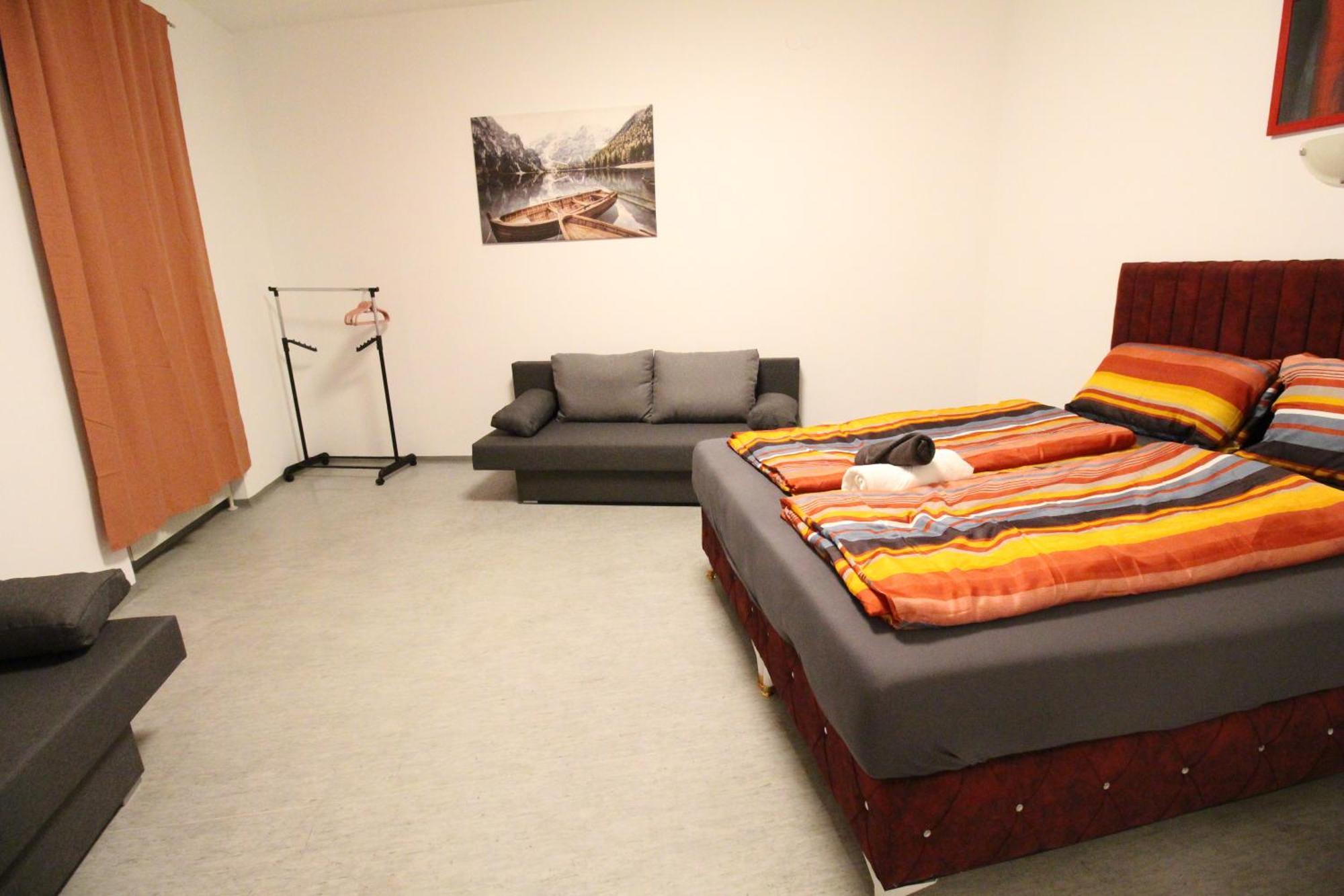 Zx Quad Room In Meidling Bécs Kültér fotó
